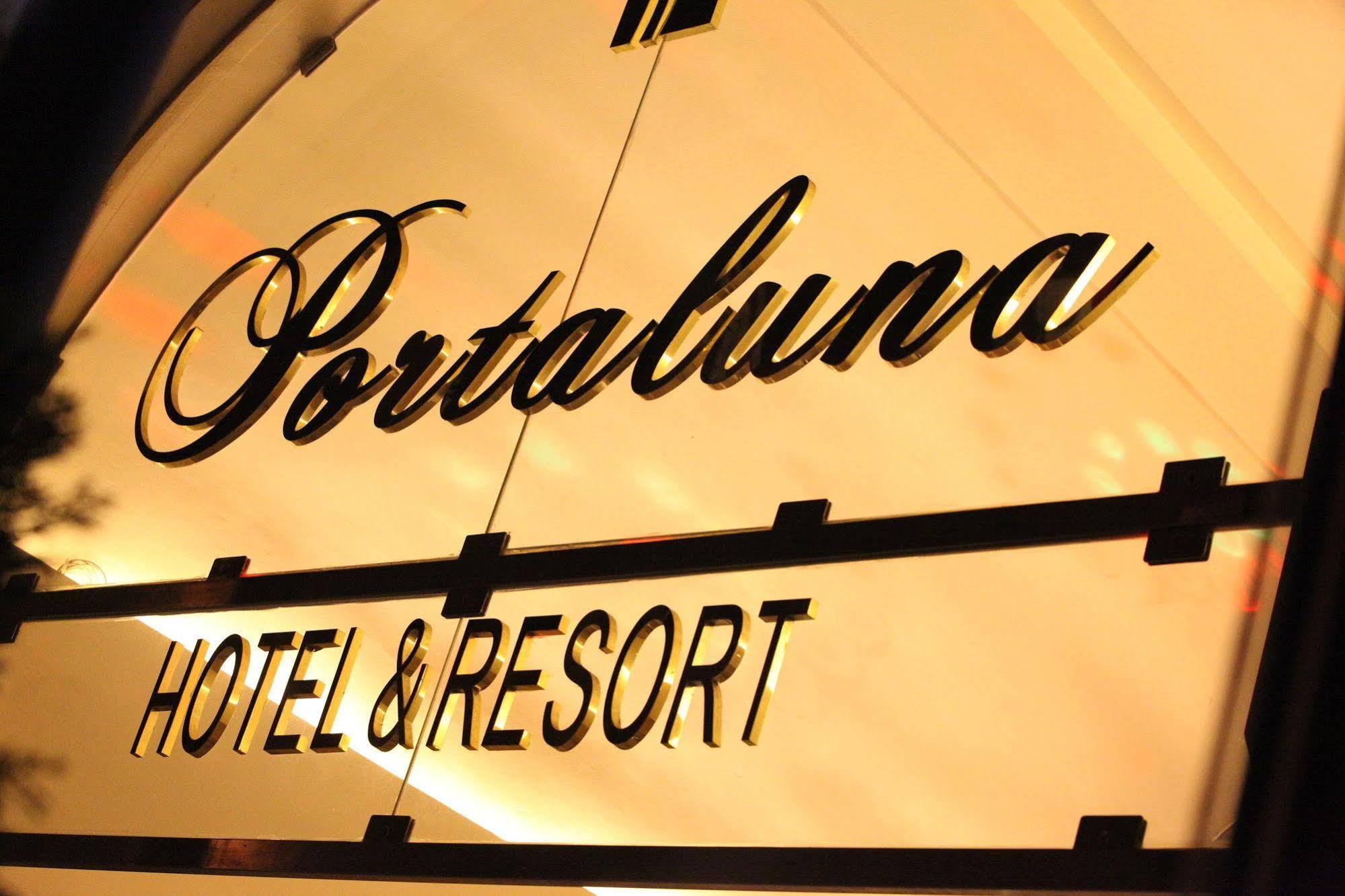 Portaluna Hotel & Resort Jounieh Buitenkant foto